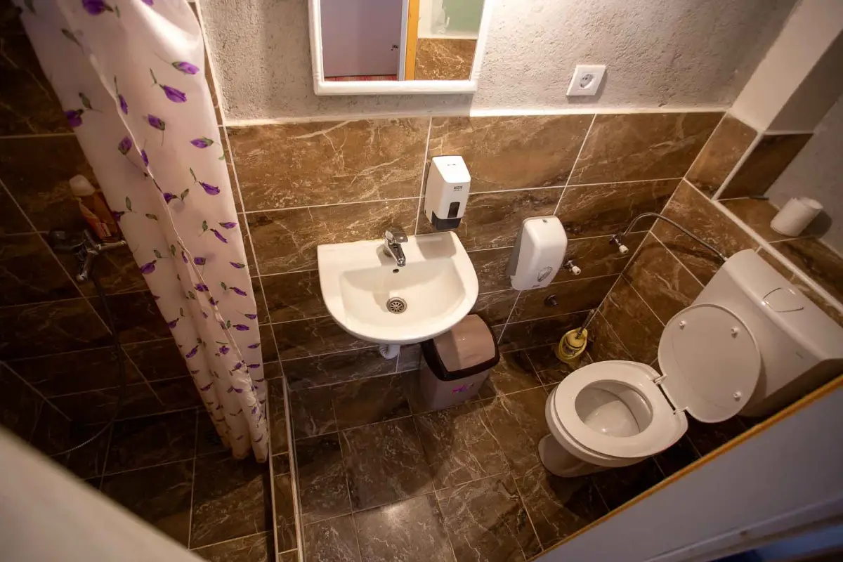 Smještaj Kanjon Tara - enterijer bungalova 2