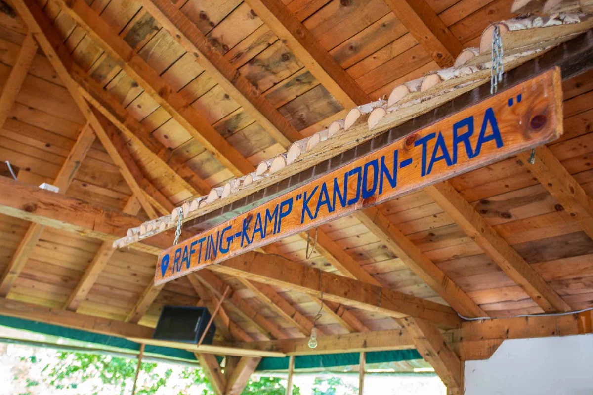 Rafting kamp Kanjon Tara - ambijent kampa i priroda 9